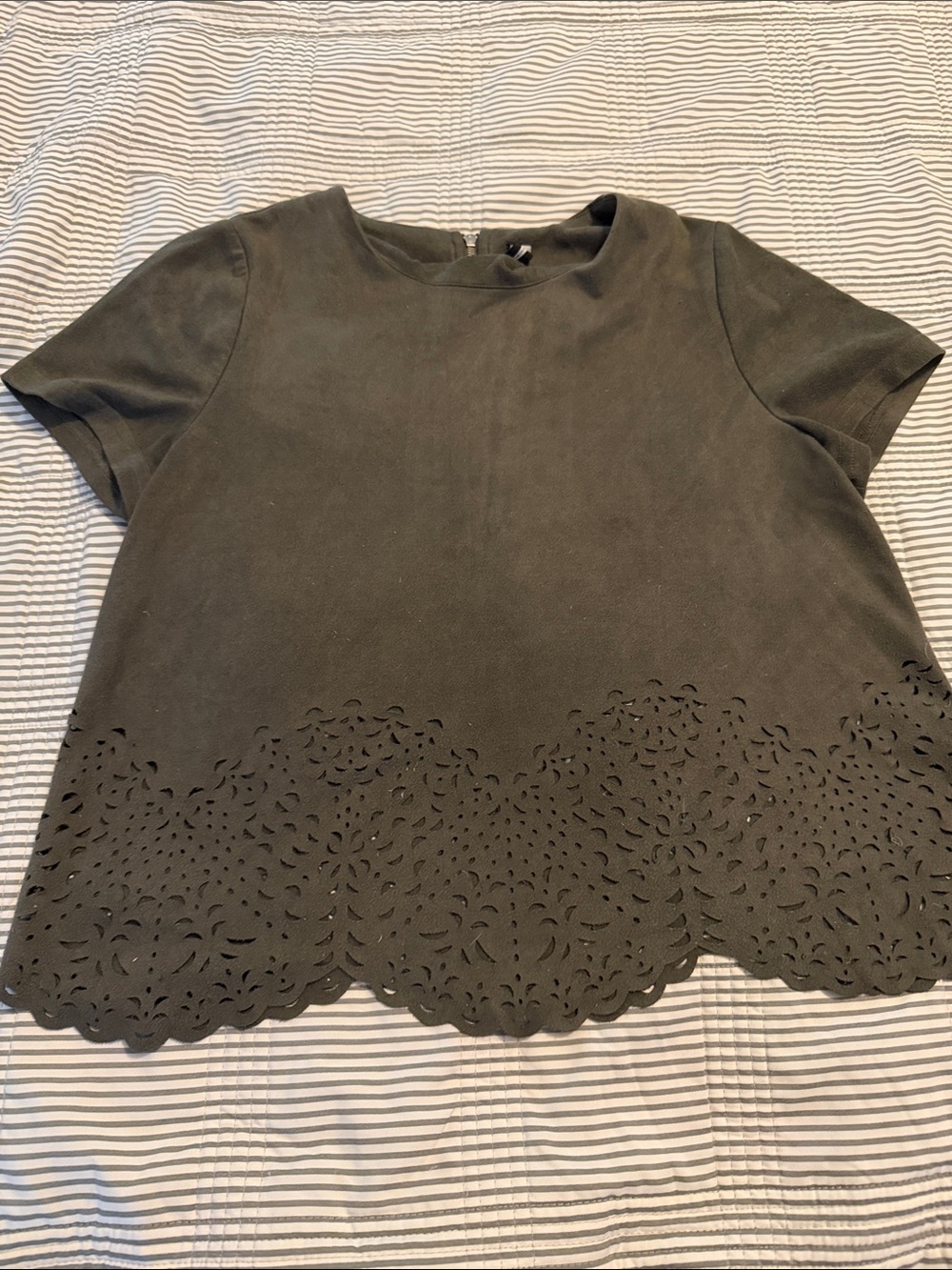 Women’s Black Short Sleeve Top with Laser-Cut Hem
